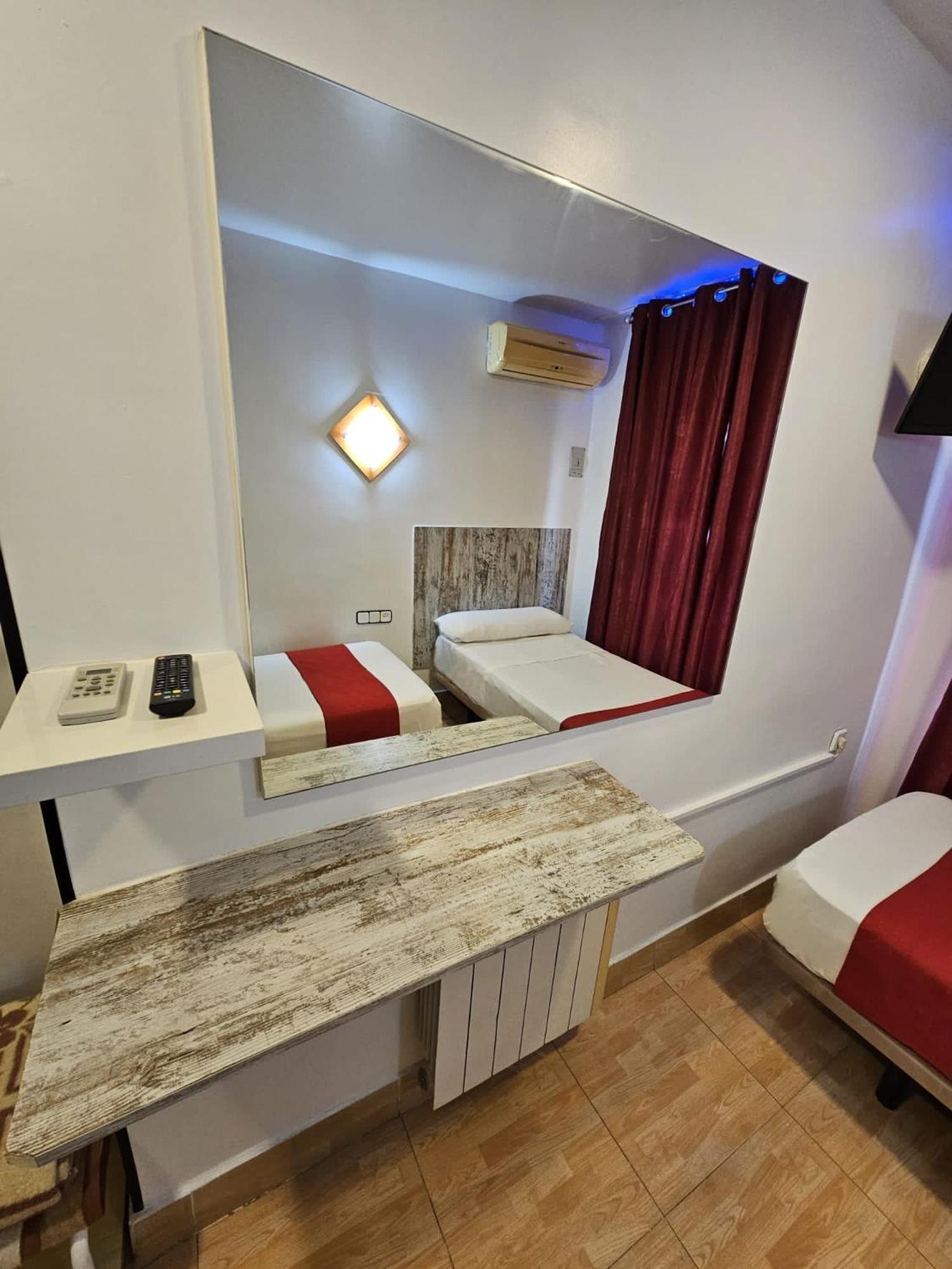 Hostal Las Vegas مدريد المظهر الخارجي الصورة