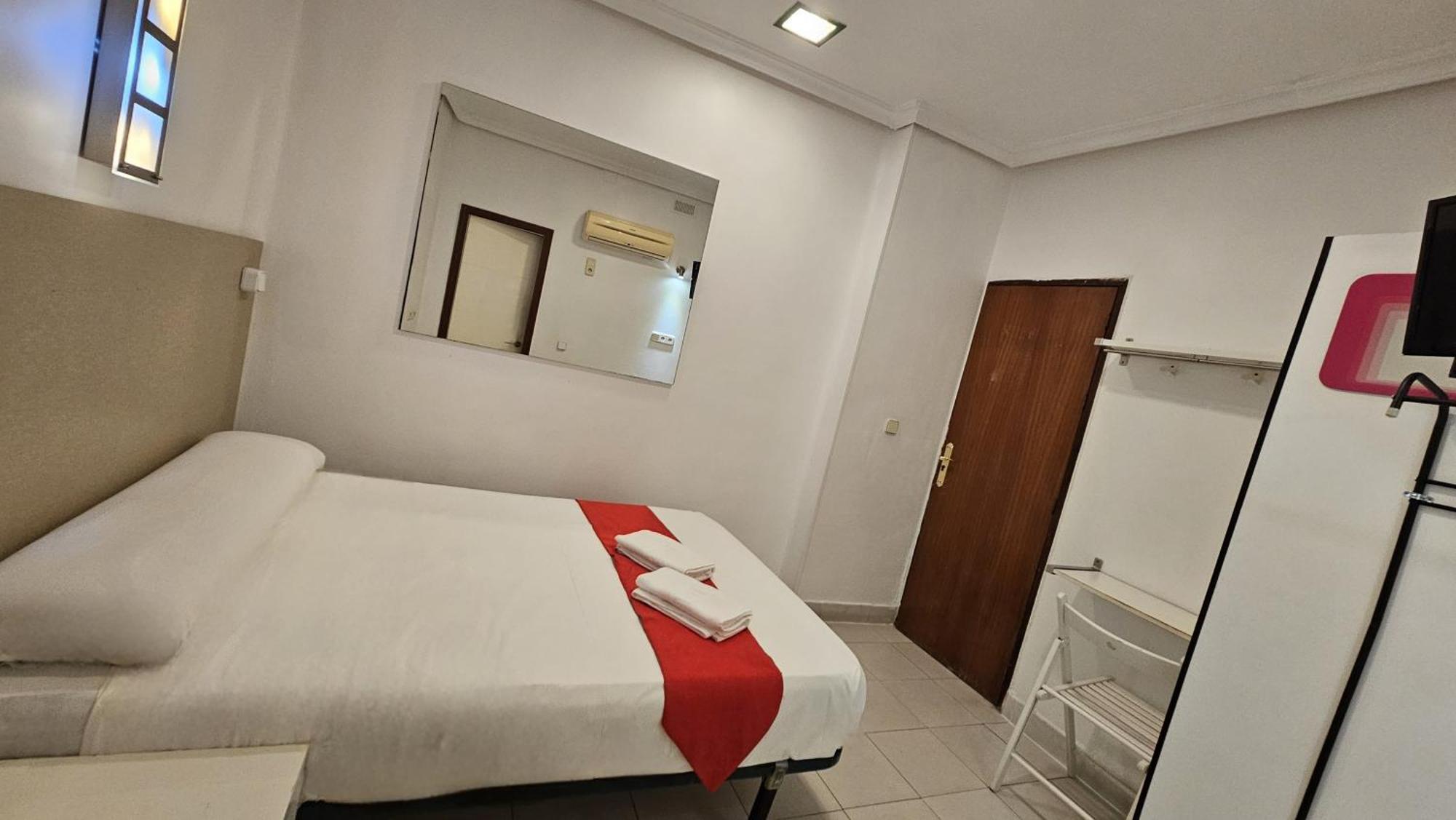 Hostal Las Vegas مدريد المظهر الخارجي الصورة